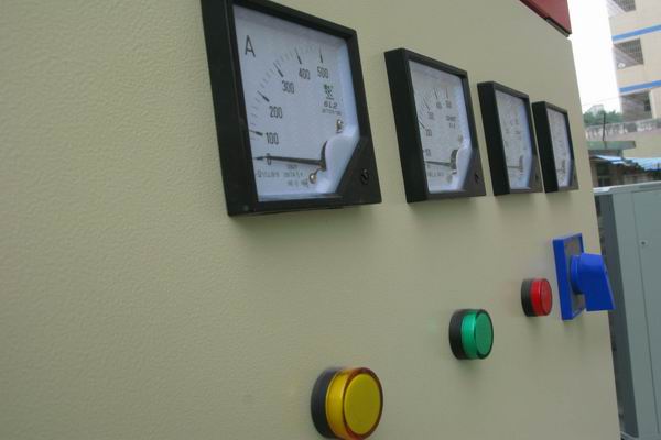 洛扎配电柜-3683讲讲配电柜注意事项